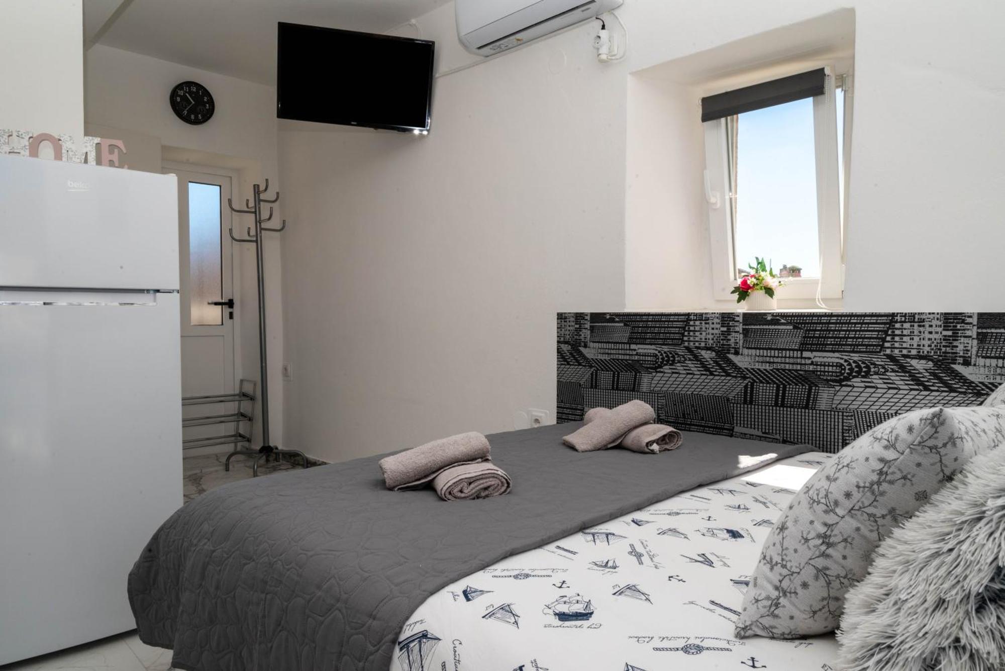Guest House Ivona سبليت المظهر الخارجي الصورة